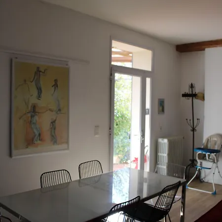 Maison Chaleureuse Avec Grande Terrasse Nimes Exterior photo