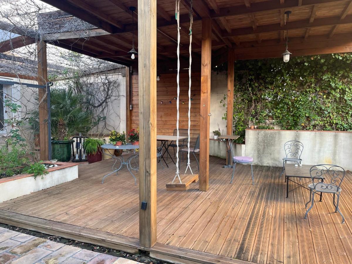 Maison Chaleureuse Avec Grande Terrasse * Nimes