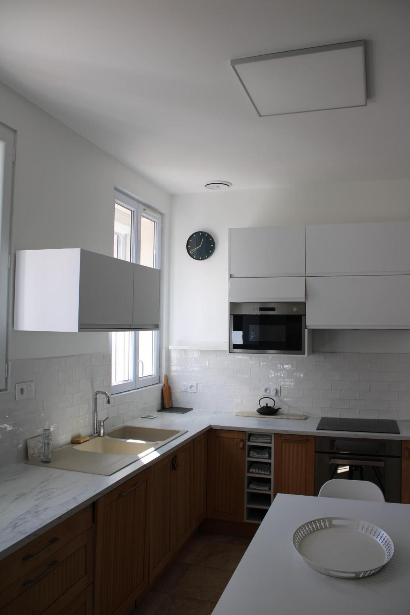 Maison Chaleureuse Avec Grande Terrasse * Nimes